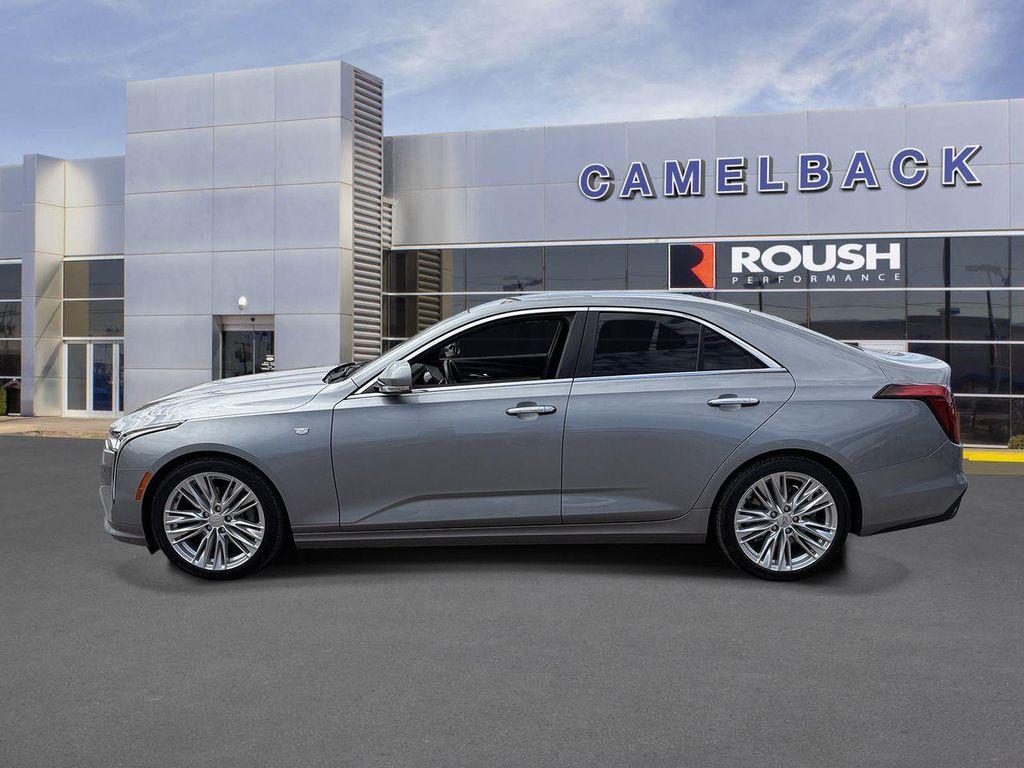 Cadillac CT4 2024