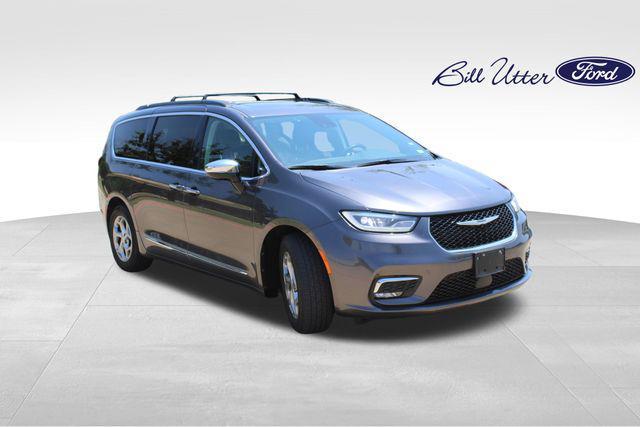 Chrysler Pacifica 2023