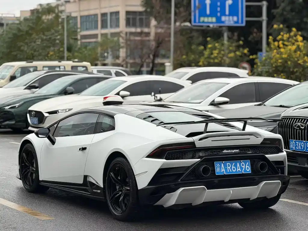 Lamborghini Huracán 2020