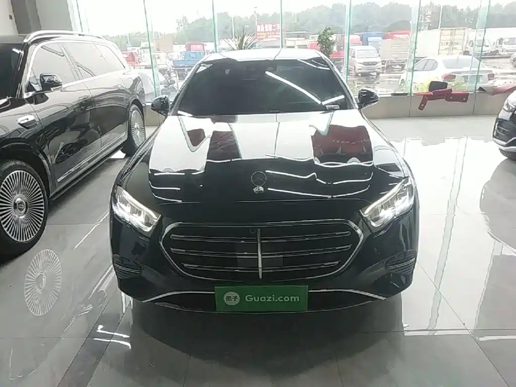 Mercedes-Benz E-Класс 2025