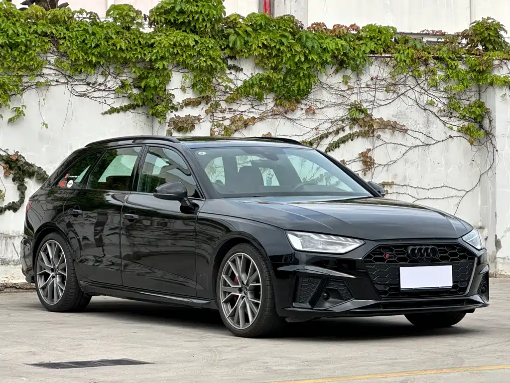 Audi S4 2024