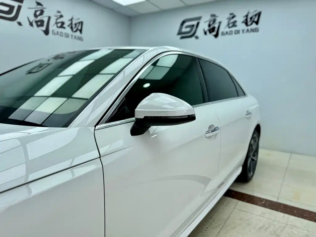 Audi A4 2021