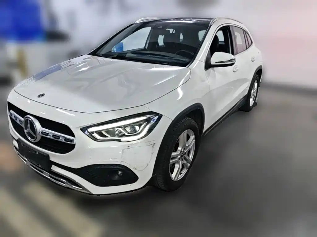 Mercedes-Benz GLA 2024