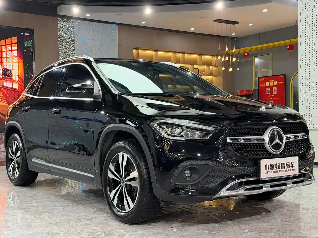 Mercedes-Benz GLA 2021