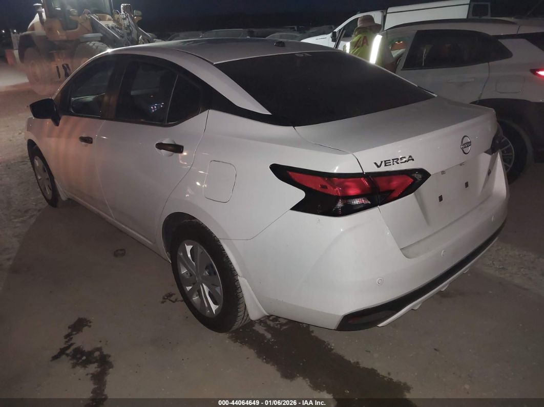 Nissan Versa 2024