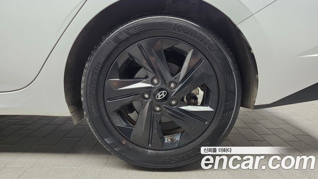 Hyundai Avante 2022