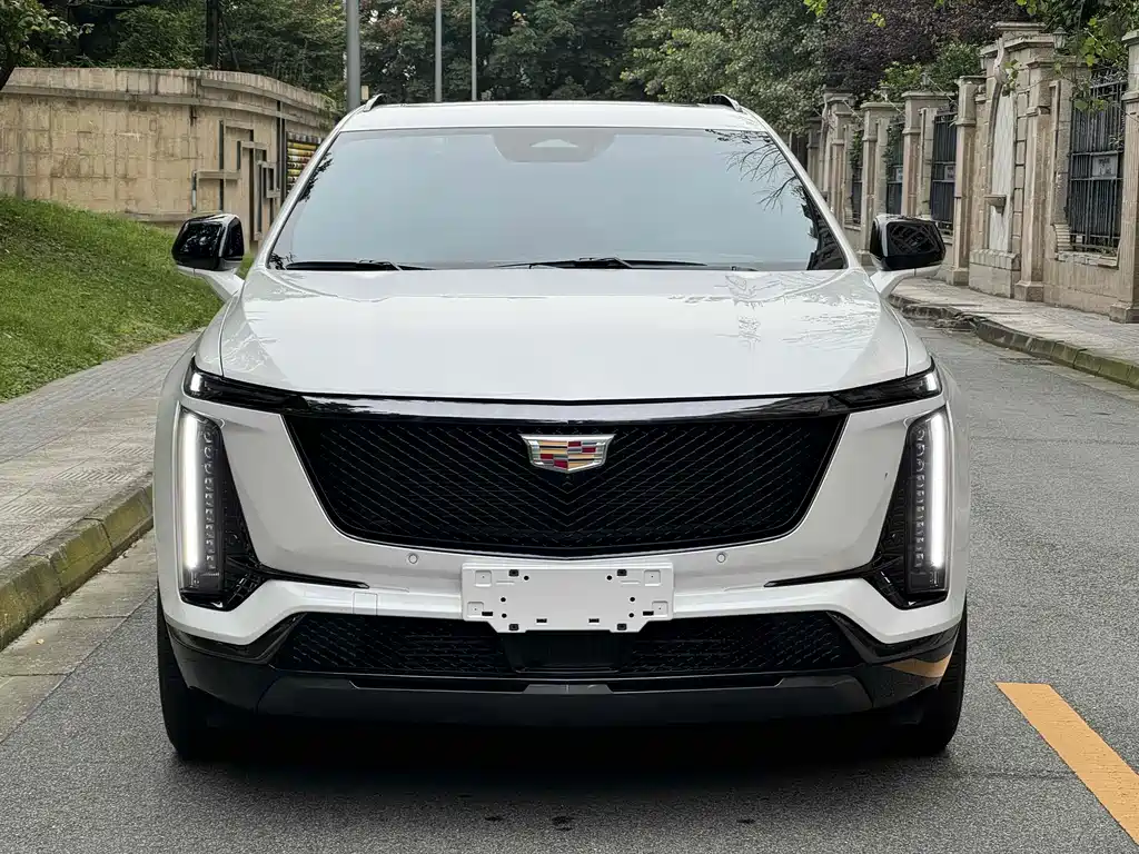 Cadillac XT5 2025