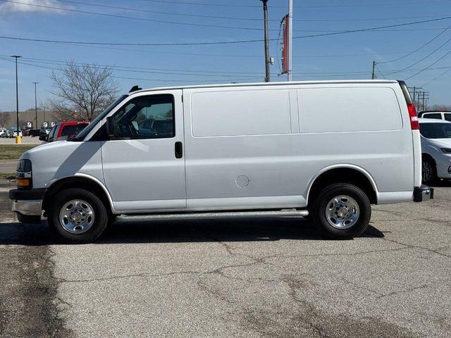 Chevrolet Express 2024