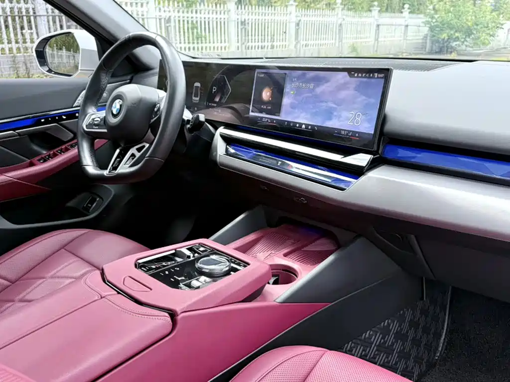 BMW 5 серии 2024