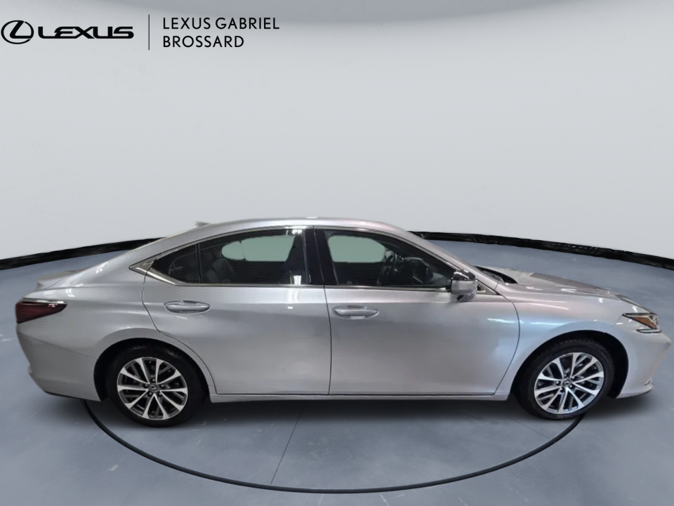 Lexus ES 2023