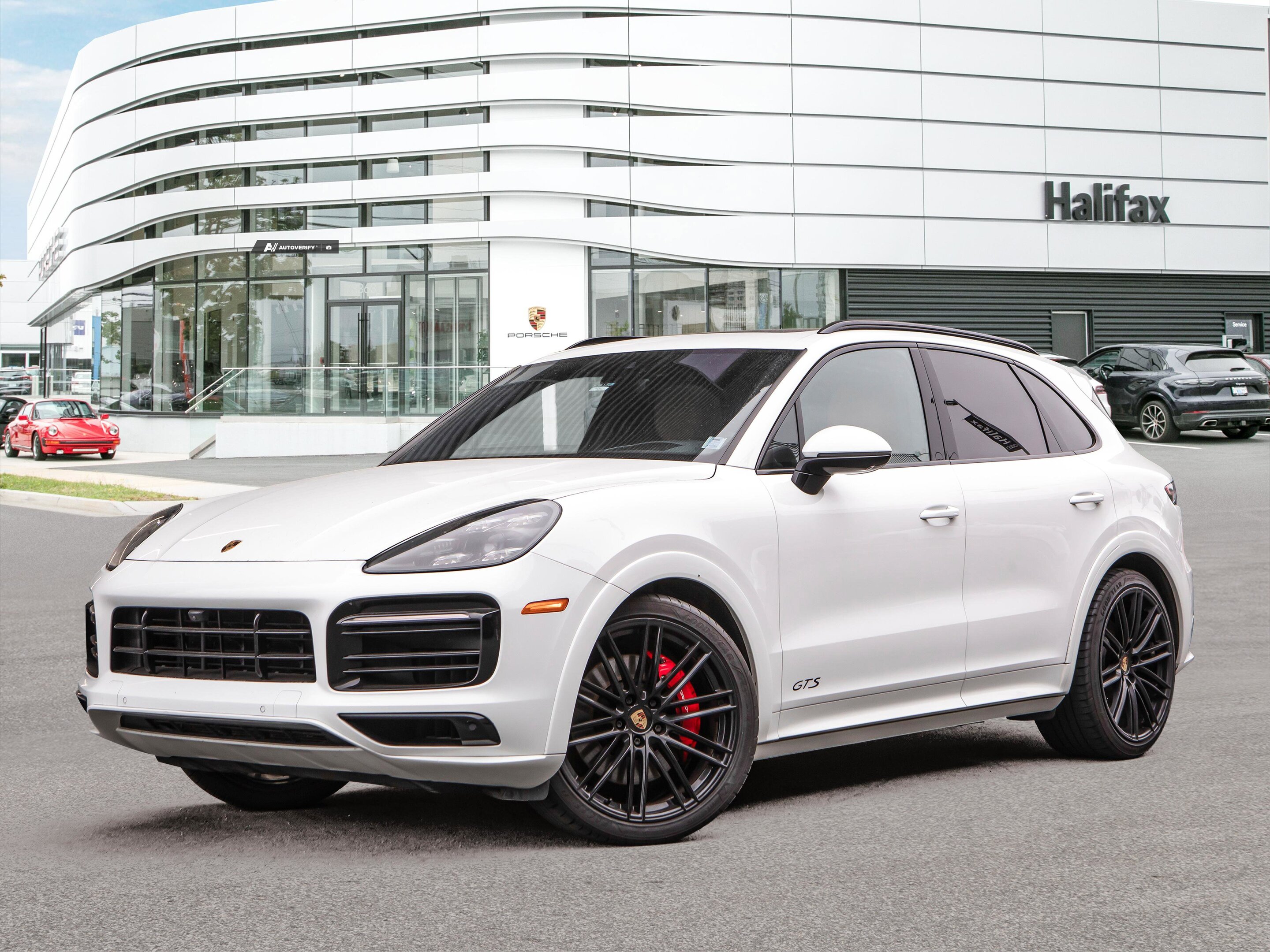 Porsche Cayenne 2021