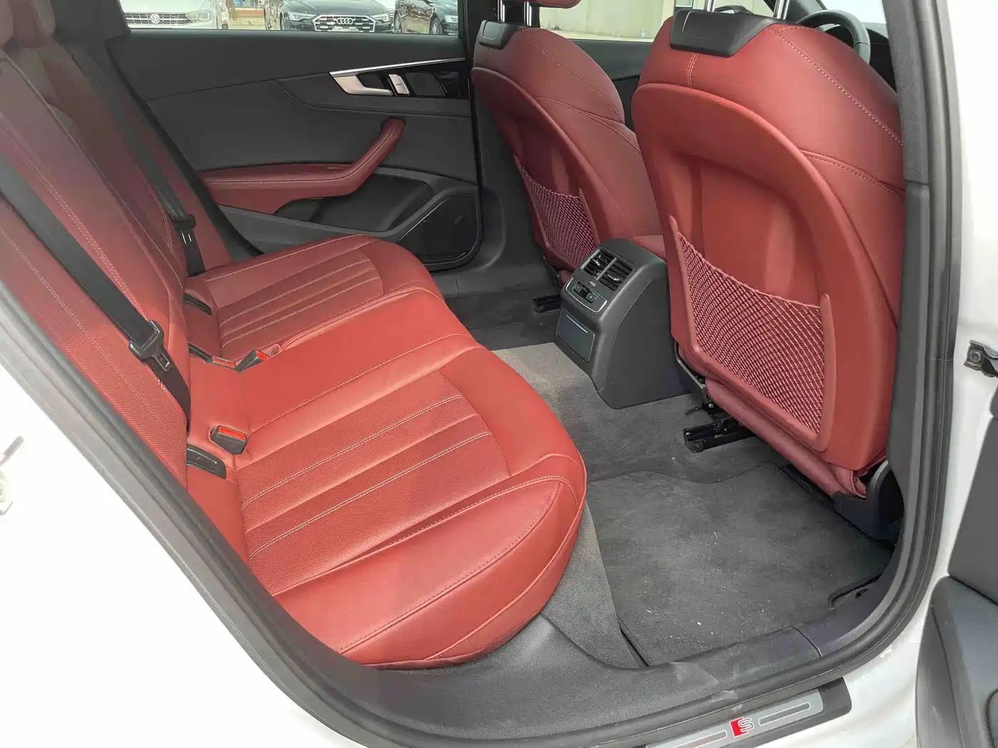 Audi A4 2023