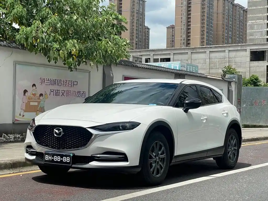 Mazda CX-4 2023