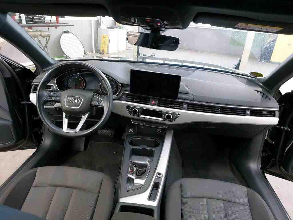 Audi A4 2022