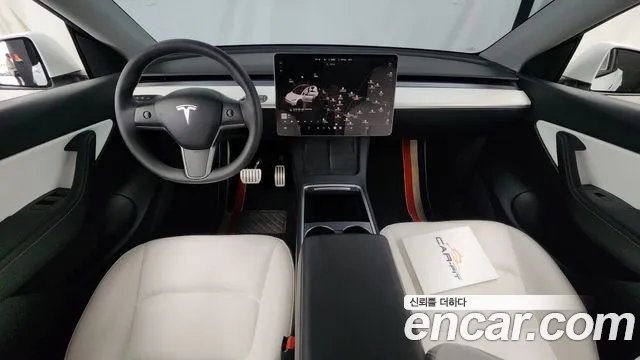 Tesla Model Y 2022