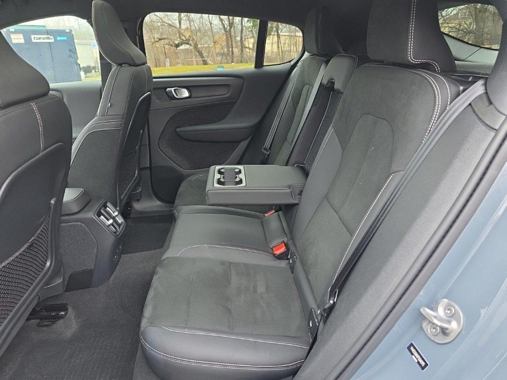 Volvo C40 2023