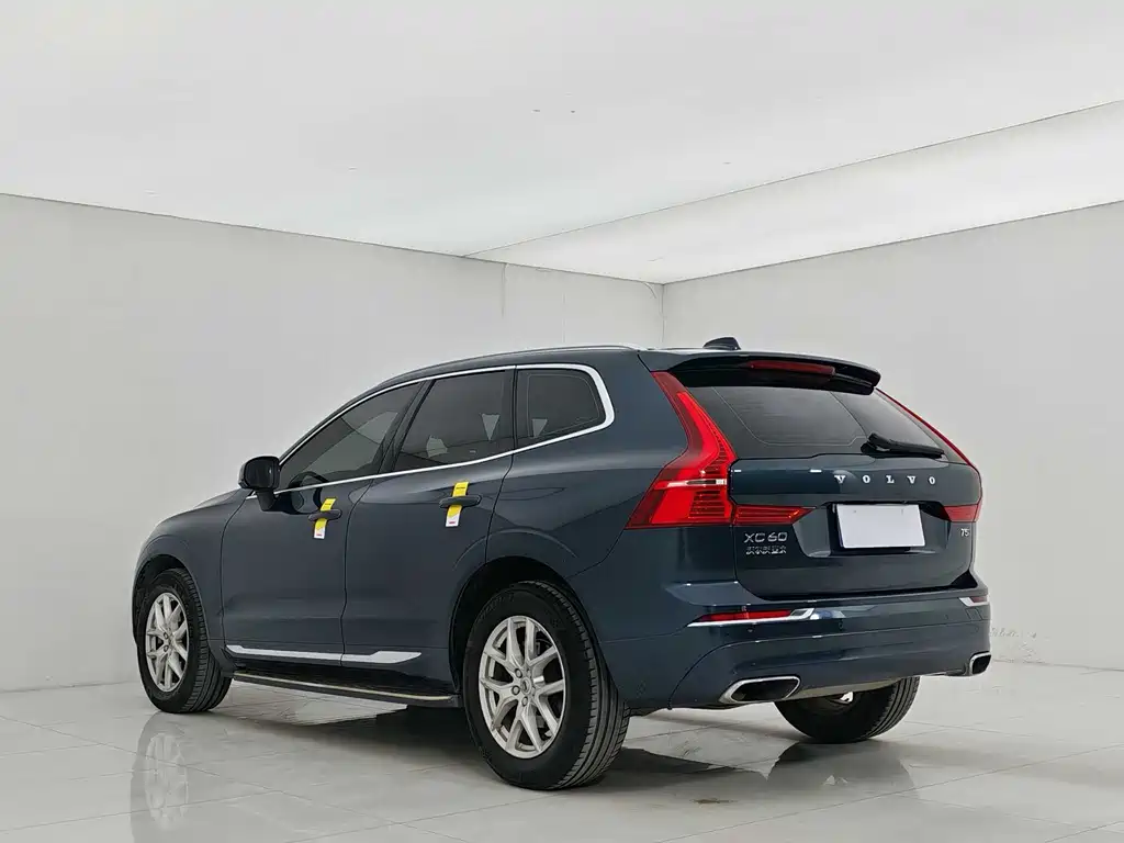 Volvo XC60 2021