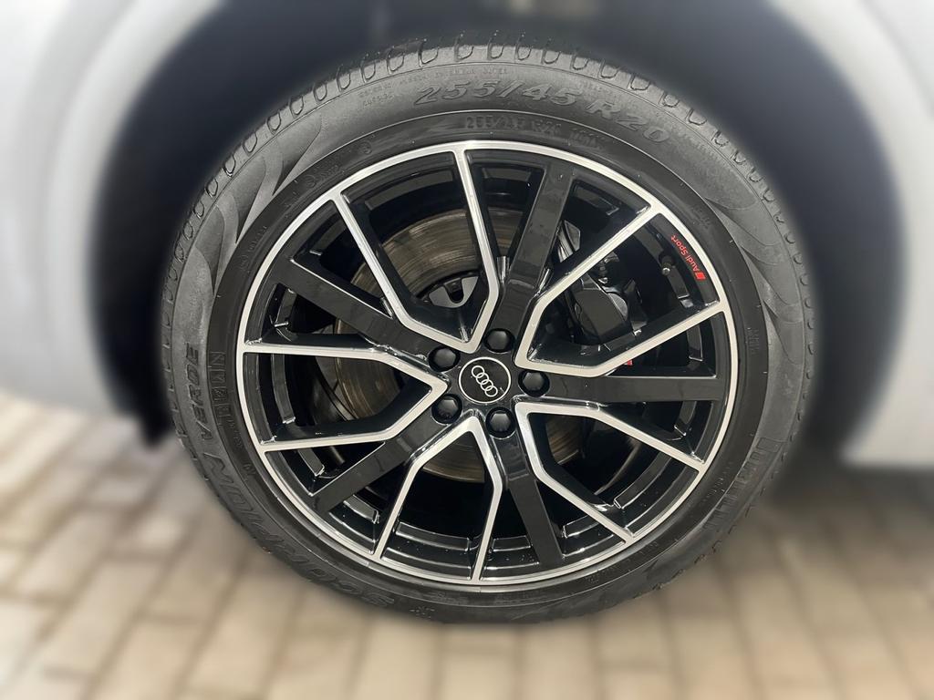 Audi SQ5 2023