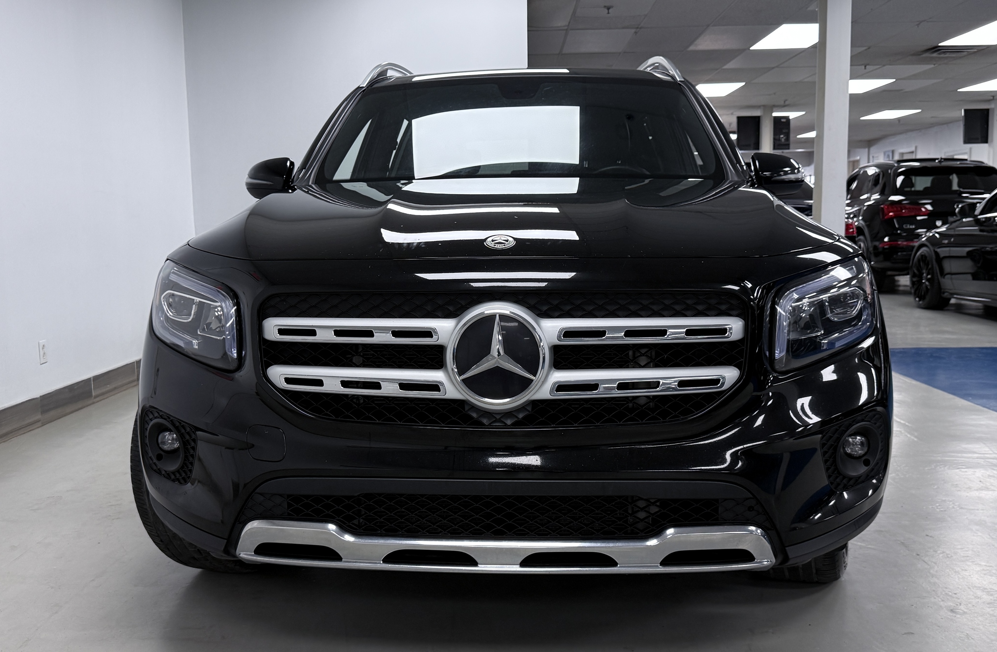 Mercedes-Benz GLB 2021
