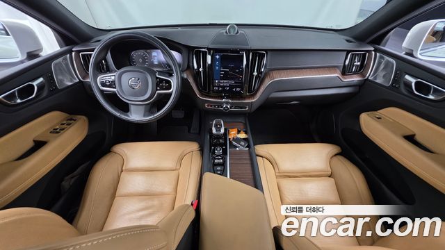 Volvo XC60 2021