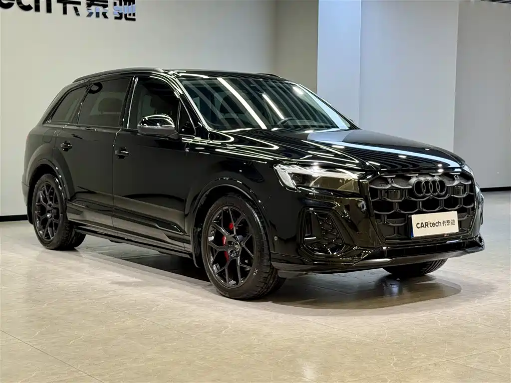 Audi Q7 2024