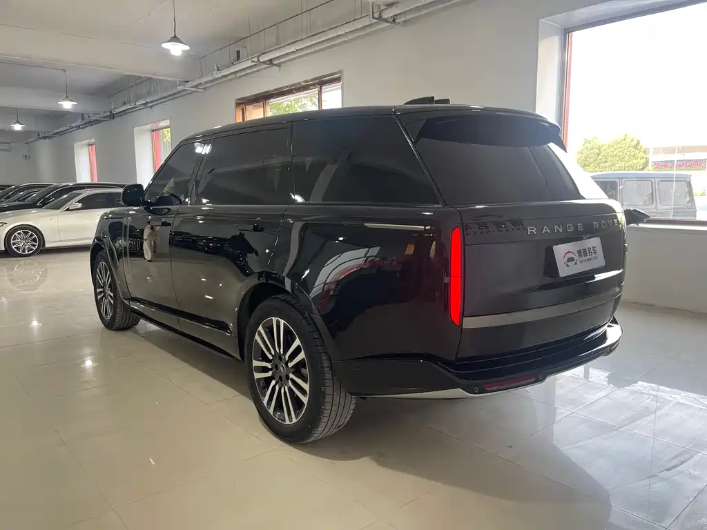 Land Rover Range Rover 2023