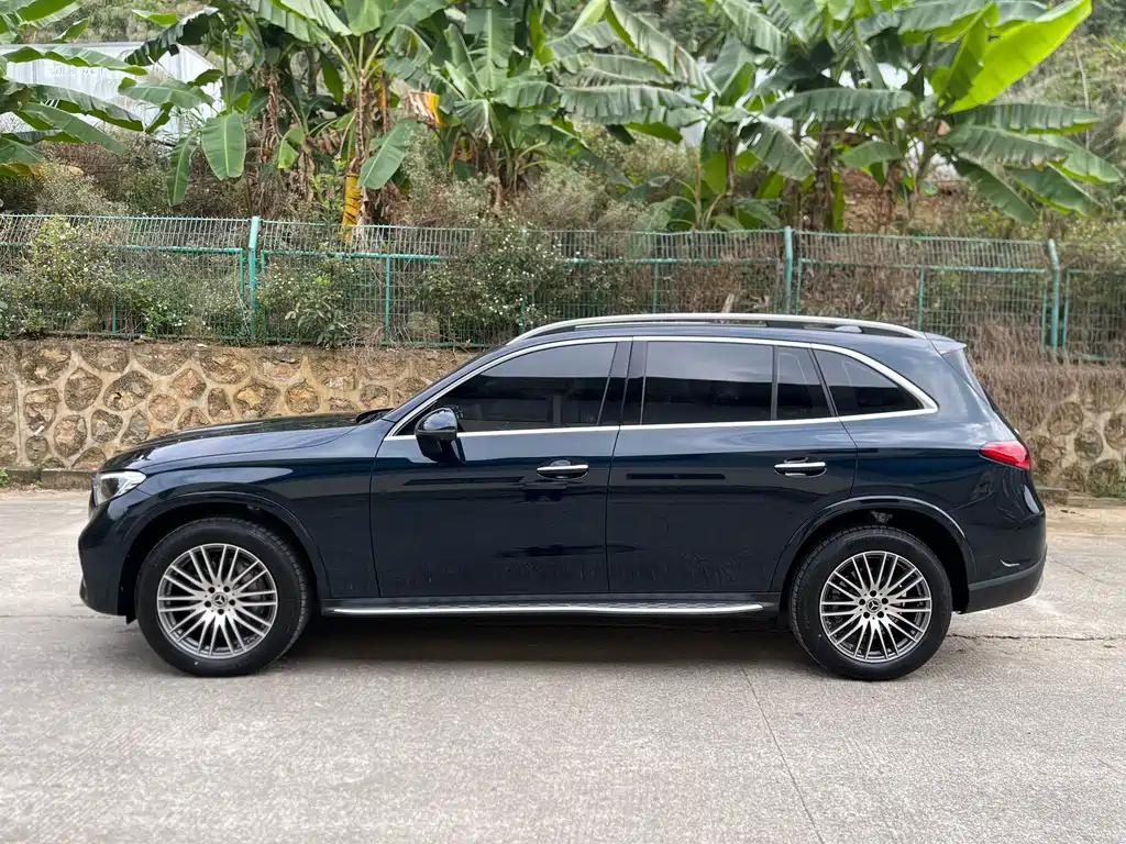 Mercedes-Benz GLC 2024