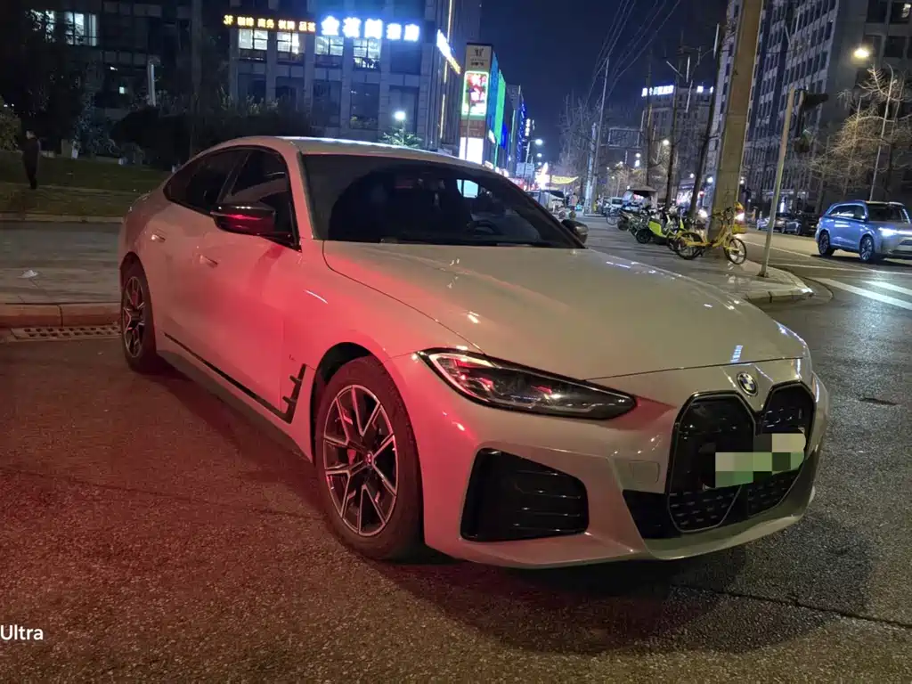BMW i4 2023