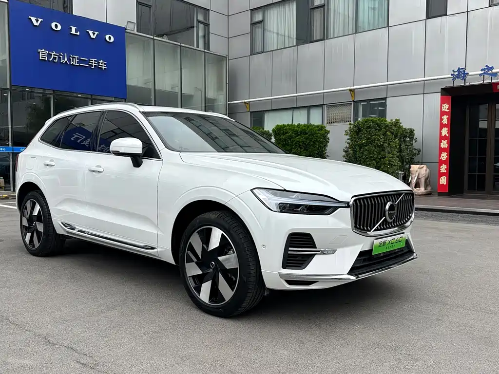 Volvo XC60 2024
