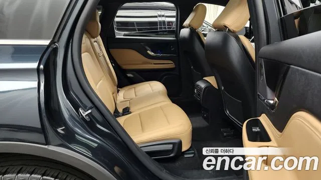 Lincoln Corsair 2021