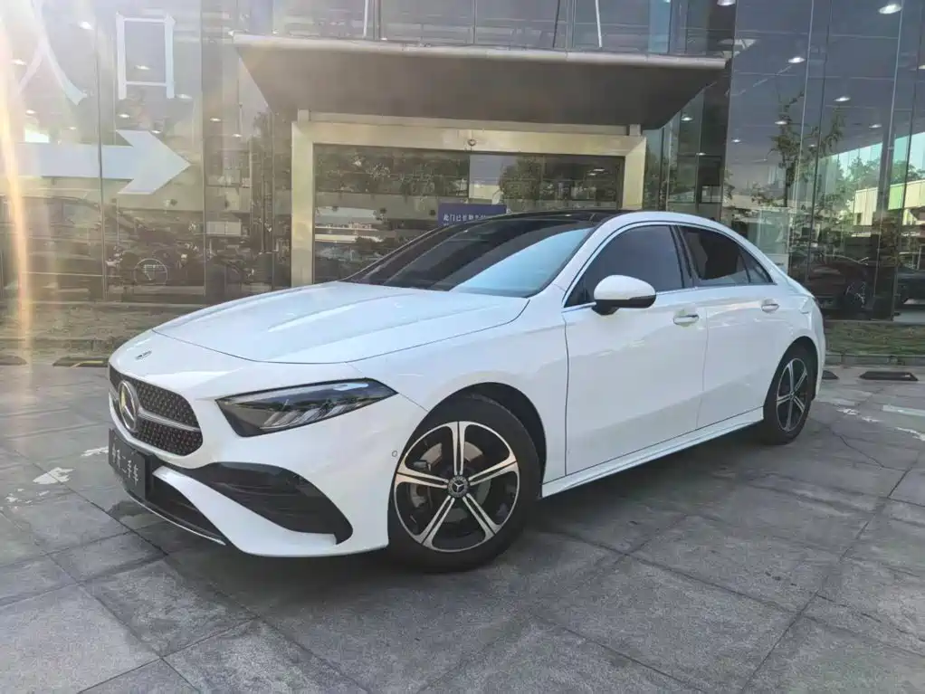Mercedes-Benz A-Класс 2023