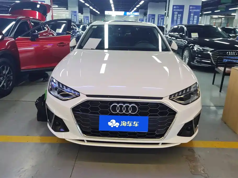 Audi A4 2021