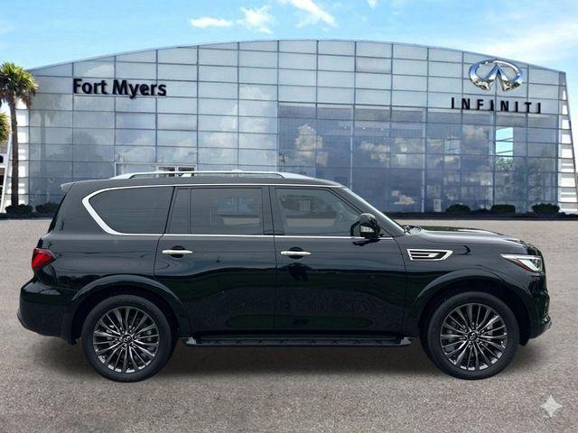 Infiniti QX80 2023