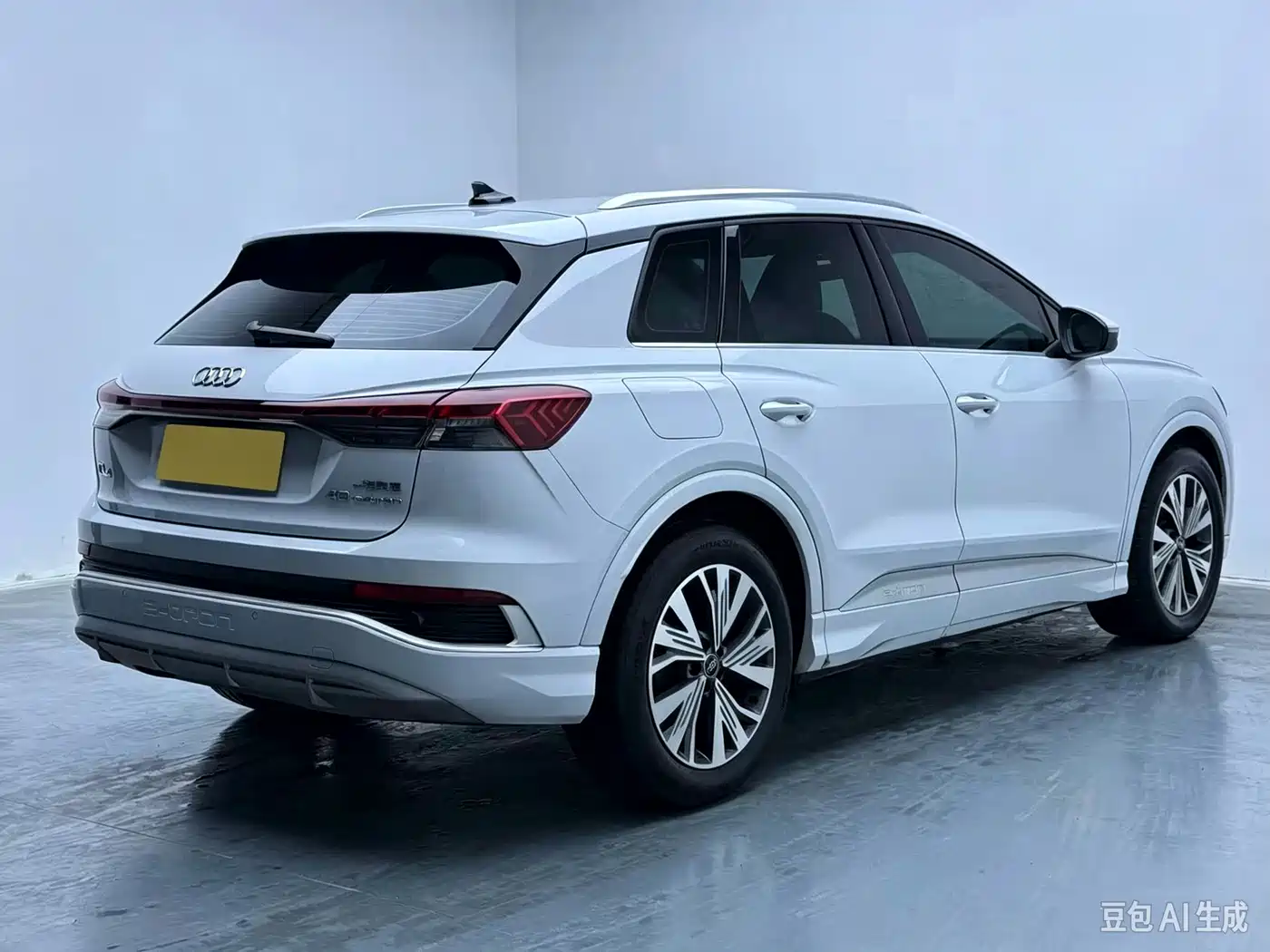 Audi Q4 e-tron 2024