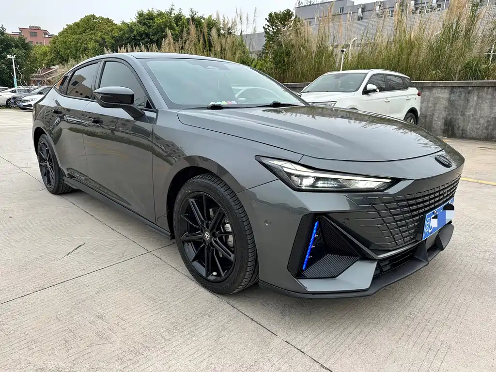 Changan UNI-V 2022