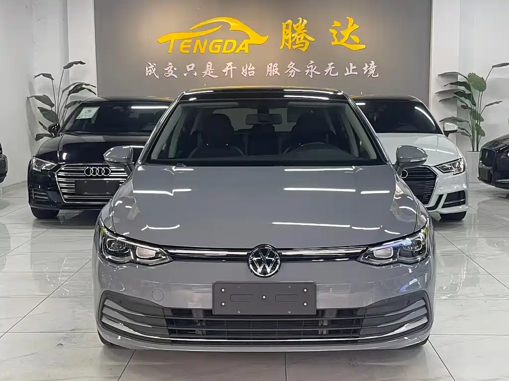Volkswagen Golf 2021