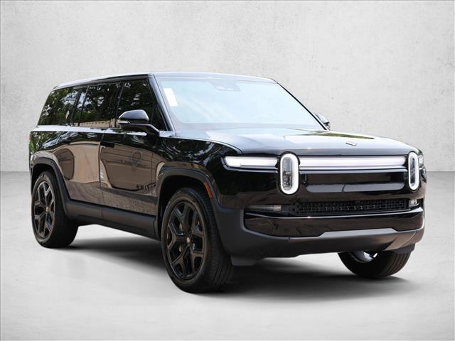 Rivian R1S 2025