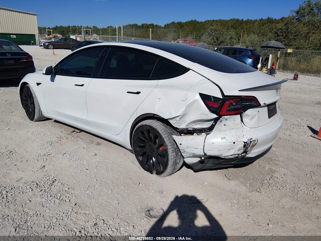 Tesla Model 3 2022