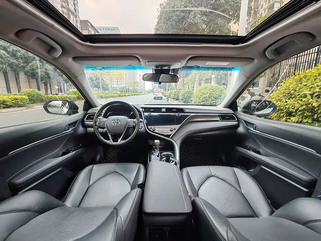 Toyota Camry 2020