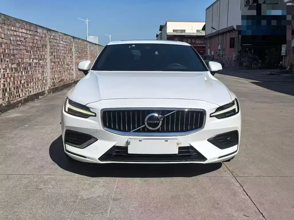 Volvo S60 2021