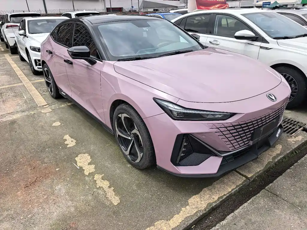 Changan UNI-V 2022