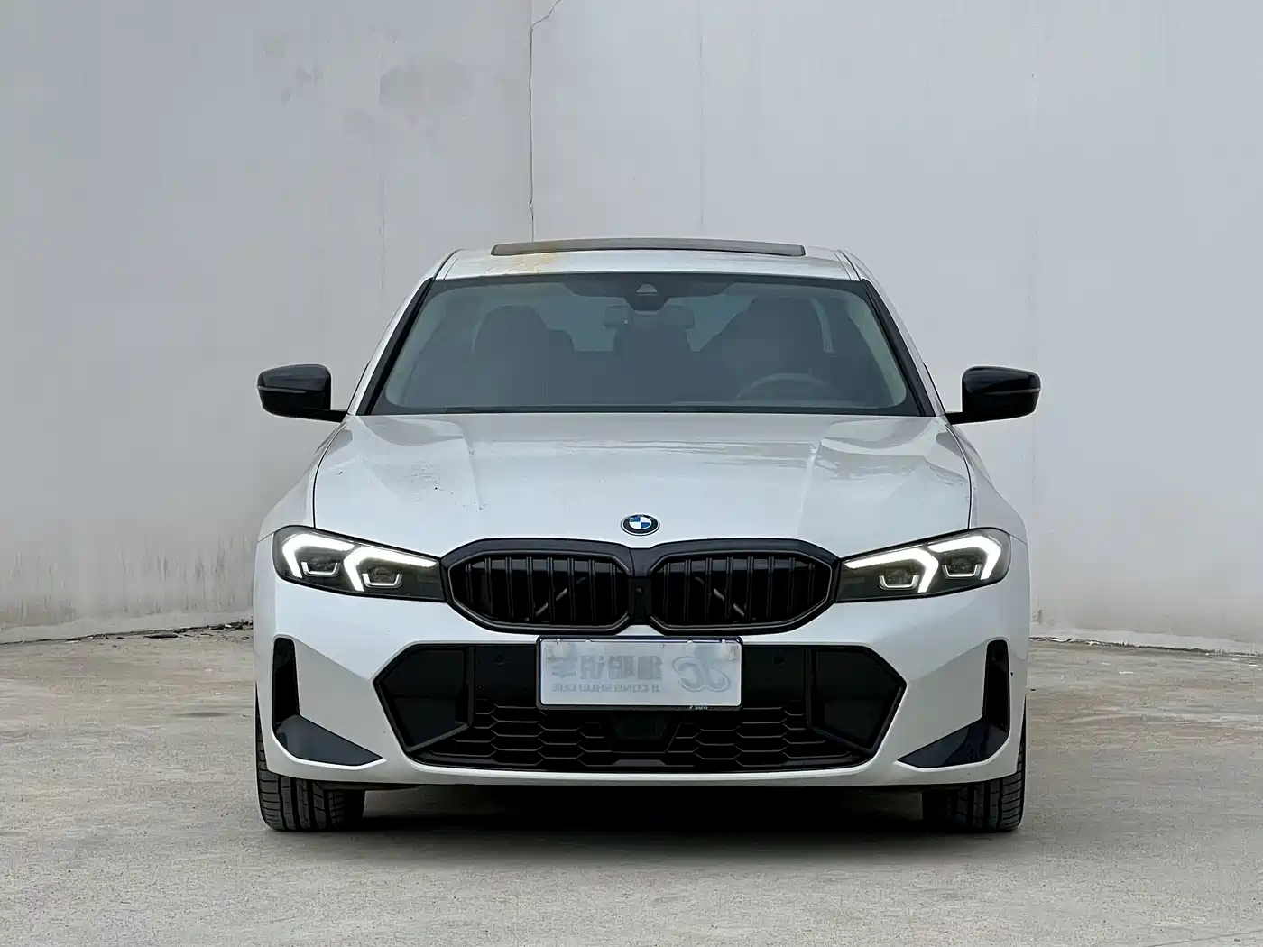 BMW 3 серии 2025