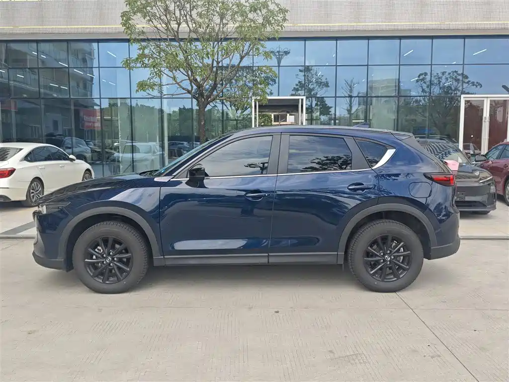 Mazda CX-5 2025
