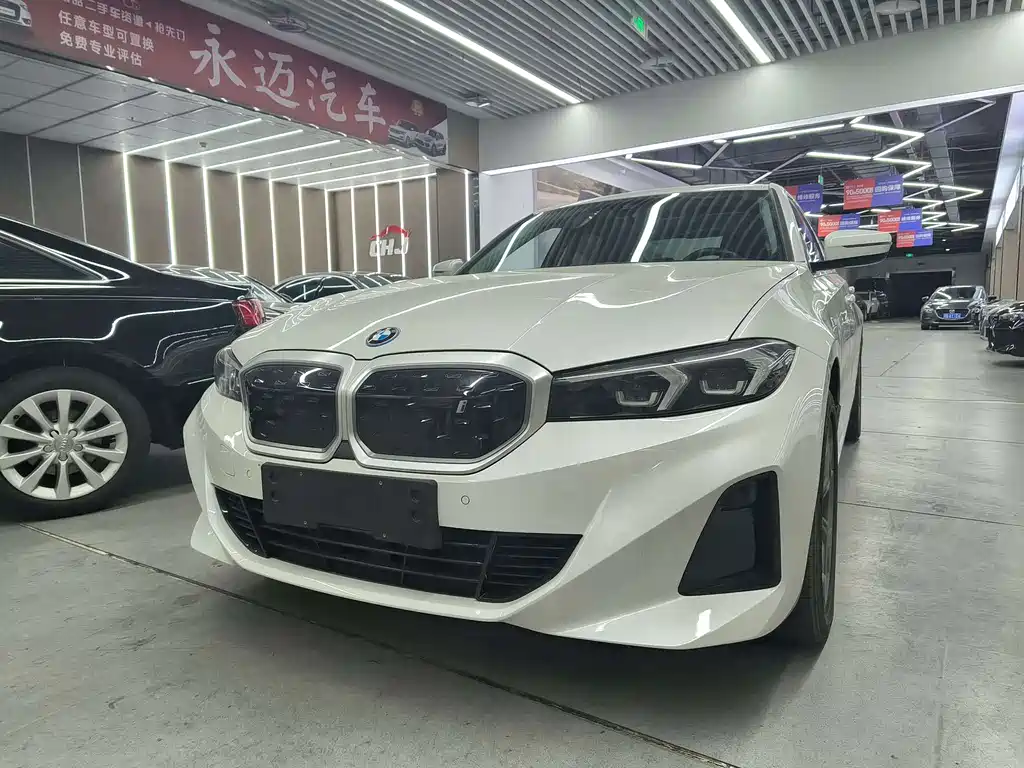 BMW i3 2023