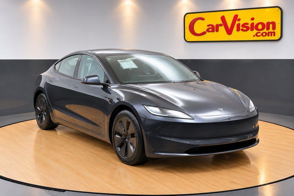 Tesla Model 3 2024