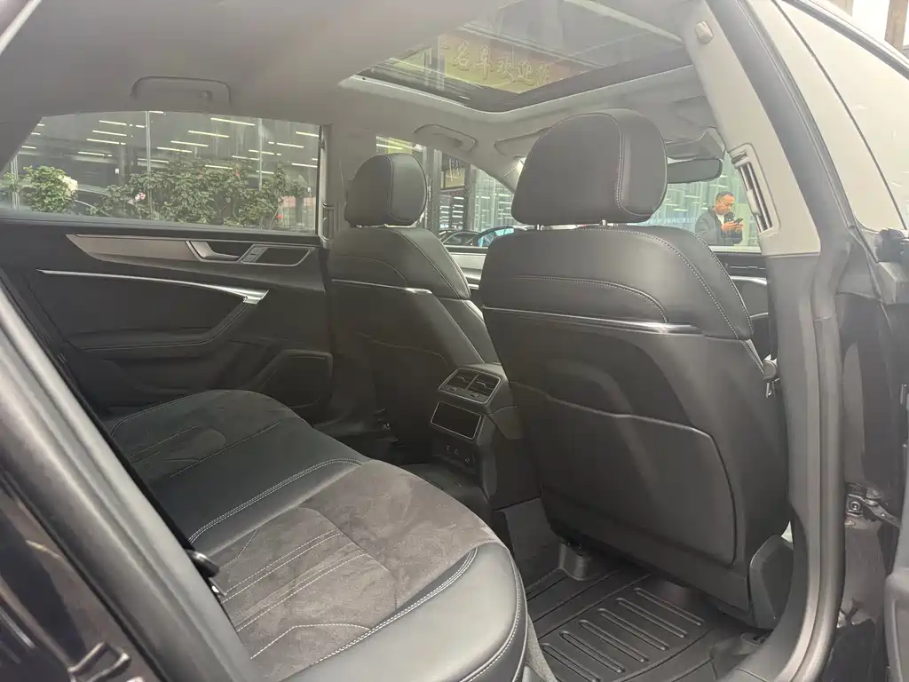 Audi A7 2024