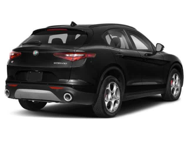 Alfa Romeo Stelvio 2021