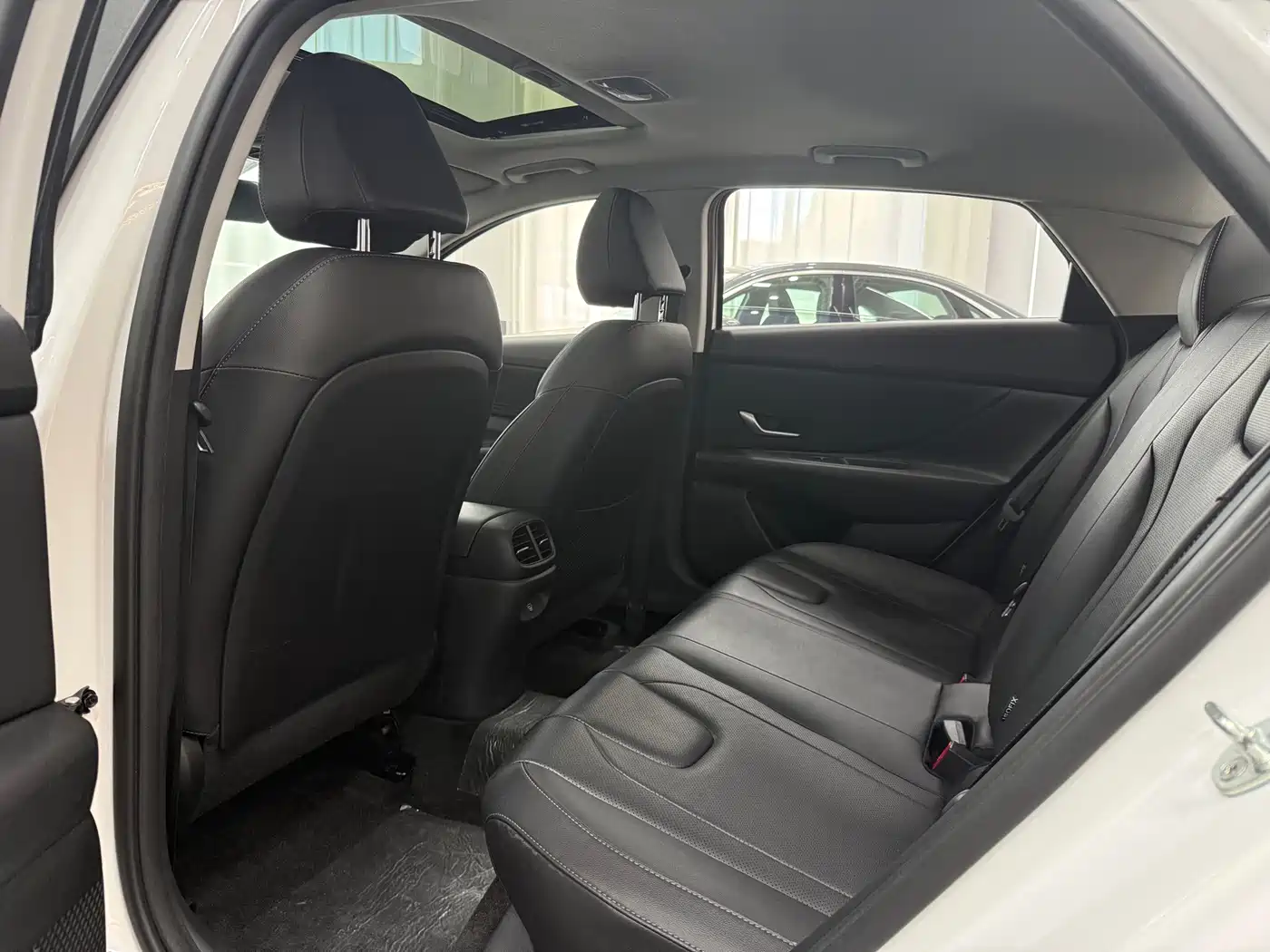 Hyundai Elantra 2023