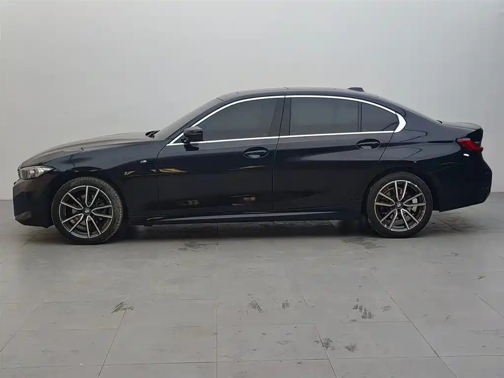 BMW 3 серии 2025