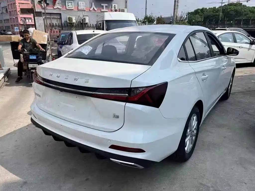 Roewe i5 2024